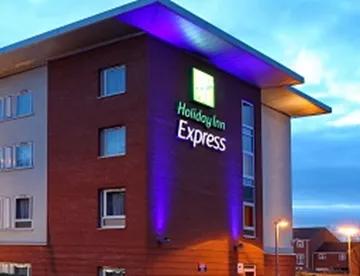 Holiday Inn Express 535 196